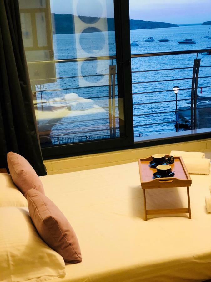 شقة Window On The Sea خليج سانت بول المظهر الخارجي الصورة